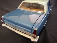 1967 Holden HR Premier Sedan Pyrenees Blue Metallic - 0696/0850 - Classic Car 18626 - 5