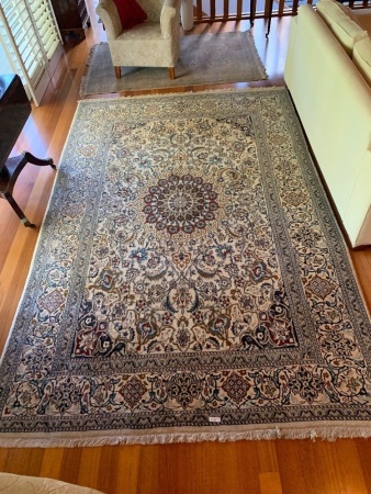 Large Blue & Cream Persian Wool Rug with Flower Rosette Design in Centre