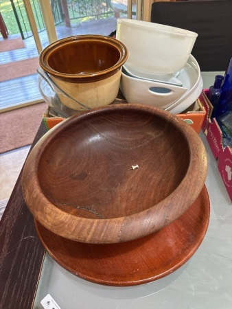 Assorted crockery pot plus wooden bowl and Lazy Susan