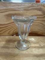 Ice-cream serving glass 8