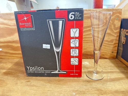 Ypsilon Italian Copa flauta stemware - 48 glasses