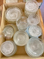 Box lot of decorative glass bowls - small / medium - 2