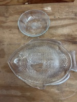 Box lot of decorative glass serving plates - medium - 2