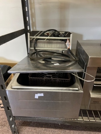 Commercial Stainless Steel Benchtop electric deep fryer with baskets & lid