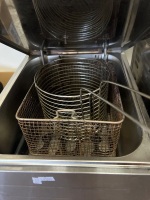 Commercial Stainless Steel Benchtop electric deep fryer with baskets & lid - 2