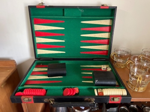 Full Backgammon Set