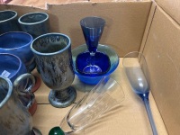 Box lot of modern tableware. Plates, bowls and platter. - 3
