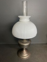 Aladdin Model 12 Made in Australia Sydney milk glass shade - 3