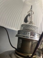 Aladdin Model 12 Made in Australia Sydney milk glass shade - 4