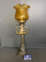Duplex burner oil lamp amber ruffled glass shade