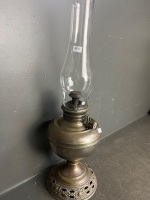 Bradley Hubbard B and H nickel oil lamp pierced base - 3