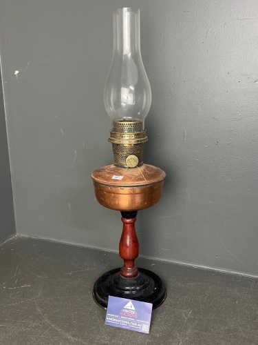 Aladdin Model B USA kerosene lamp copper font
