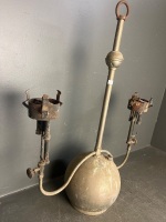Two arm hanging oil lamp reservoir - 3