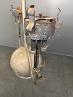 Two arm hanging oil lamp reservoir - 5