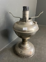 Millers Vestal USA centre draft oil lamp - 3