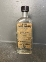Brooks Tenterfield liquid paraffin chemist bottle