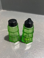 Mixed Lot of Green Depression Glass - 5