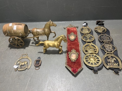 Brass horse brasses barrel bank and velvet portraits