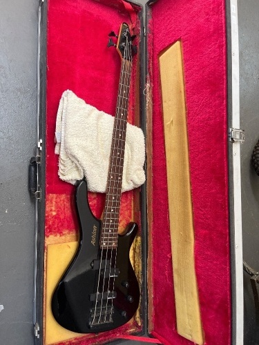 Ashton electric bass guitar hard case