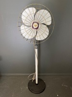 Pedestal fan cast iron base steel blades