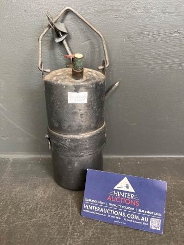Hanging carbide burner pin valve