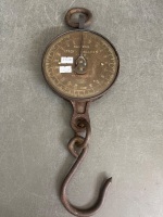 Salters Spring Balance No 20 200 lb worn face