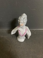 Antique german porcelain half doll &ldquo;arms away from body mould&rdquo; - 2