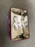 Antique german porcelain half doll &ldquo;arms away from body mould&rdquo; - 5