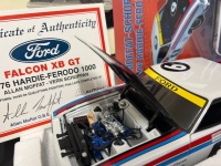 1976 Ford Falcon XB GT - # 9 Allan Moffat/Vern Schuppan - Hardie Ferodo 1000 Pole - 1381 / 3000 - AUTOart87613 - Certificate Signed Allan Moffat - 2