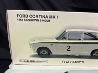 1964 Ford Lotus Cortina - # 2 Allan Moffat - White Red Sandown Six Hour - 1579 / 3000 - AUTOart86429 - Certificate Signed Allan Moffat - 6