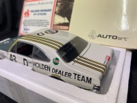 1969 Holden Monaro HT GTS350 - # 43D Peter Brock - Holden Dealer Team Bathurst 500 - 1431 / 6000 - AUTOart86962 - Certificate Signed Peter Brock - 3
