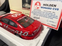 2002 Holden Monaro CV8 - # 05 Peter Brock/James Brock - Targa Tasmania - 4724 / 6000 - AUTOart80261 - Certificate Signed Peter Brock - 3