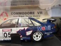 1995 Holden Commodore VR - # 05 Peter Brock - Tooheys 1000 - 4332 / 6000 - BianteB180401A - Certificate Signed Peter Brock - 4
