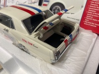 1965 Ford Mustang - Ian Geoghegan - Australian Touring Car Championship - 0419 / 4000 - Classic Carlectables18061 - Certificate Signed Pete Geoghegan - 5