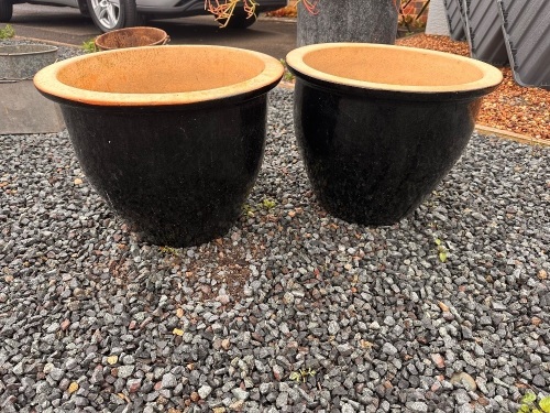 2 x Black large ceramic garden pots glazed