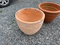 2 x Large Terracotta Pots - 2