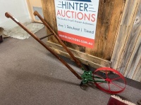 Manual garden cultivator restored