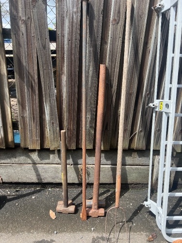 Lot of Gardening and Workshop Tools