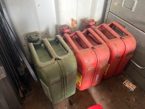 Lot of Metal Fuel Containers