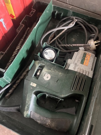 Metabo KHE 32 Rotary Hammer Drill with Case & Bits
