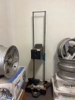 Manual Hydraulic Pallet Jack with Blackhawk Inductive Tach/Dwell Tester and Accessories &ndash; Used