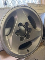 4x Silver 3-Spoke Trailer Alloy Rims &ndash; 6-Stud - 2