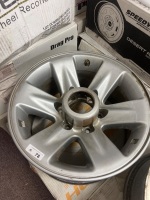 2x Silver 5-Spoke Alloy Rims - 2