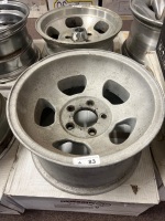 2x Silver 5-Spoke Alloy Rims &ndash; 5-Stud - 2