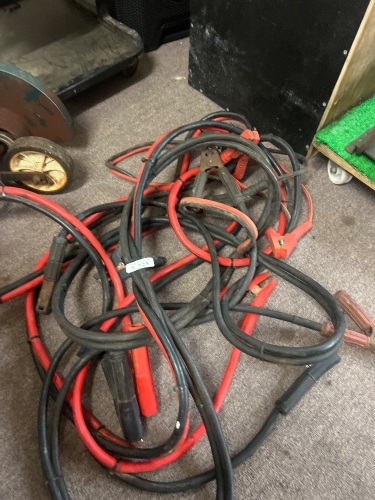 Assorted Heavy-Duty Jumper Leads With Battery Clamps