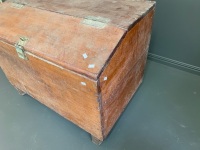 Large Vintage Bush Furniture Timber Box with Lifting Flap - 5