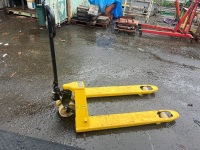 2500kg Yellow Hydraulic Pallet Jack Manual Pallet Truck CE Marked - 2