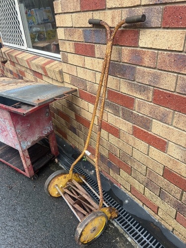 Pope Yellow Manual Cylinder Lawn Mower with Rubber Wheels