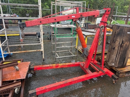 Red Hydraulic Engine Hoist