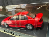 2002 Holden Commodore VY SS Series II in &ldquo;Red Hot&ldquo; - 0004/2000 - AUTOart 73426 - 3